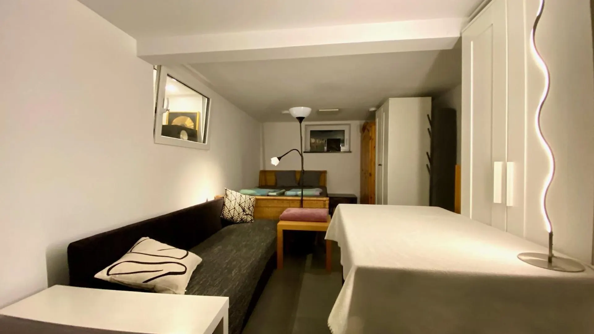 Jay Bird House Bed & Breakfast Munich 0*,  Germany